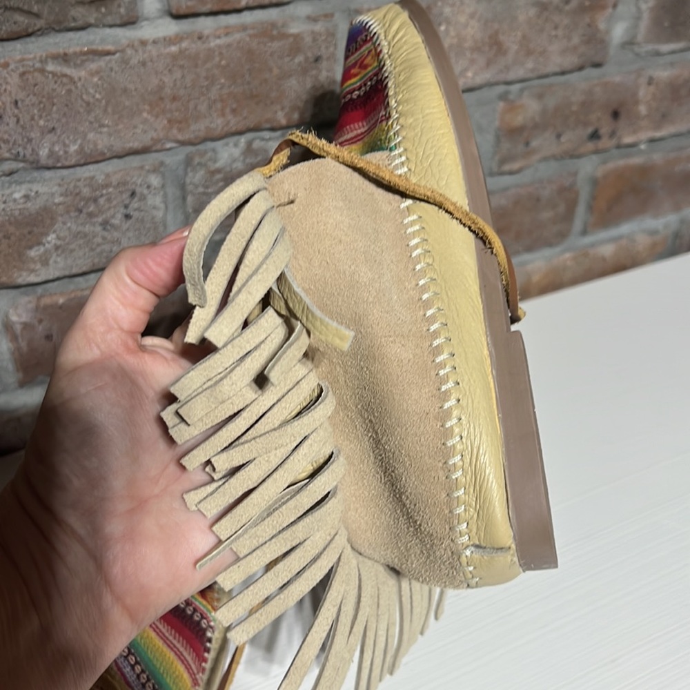 Minnetonka Frisco Deerskin Serape Fringe - Picture 14 of 15